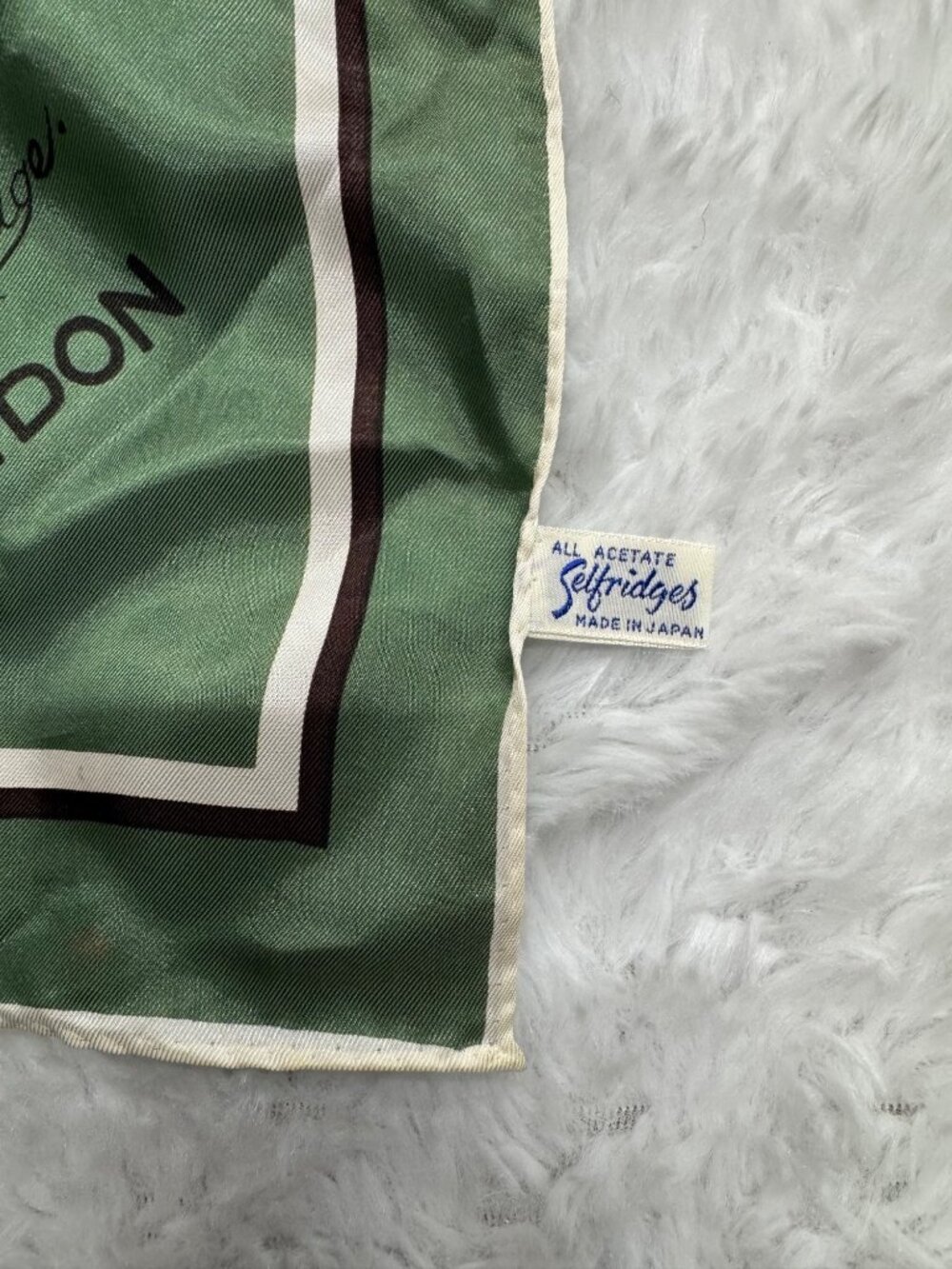 Vintage London Scarf Green Selfridges Tourist Landmark Made in Japan Satin Aceta - Picture 5 of 12